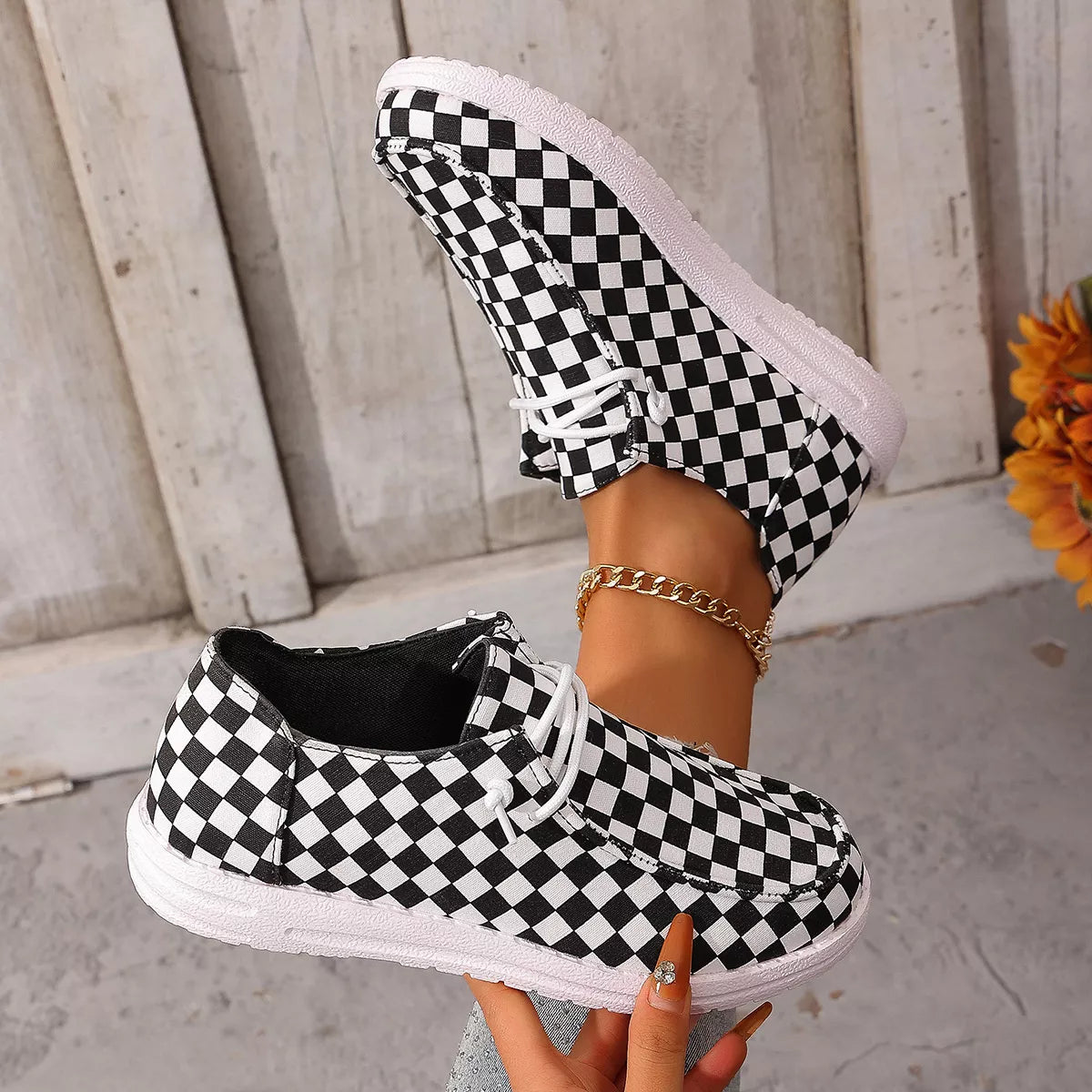 Checkerboard Pattern Casual Sneakers - Tigbul's Variety Fashion Shop