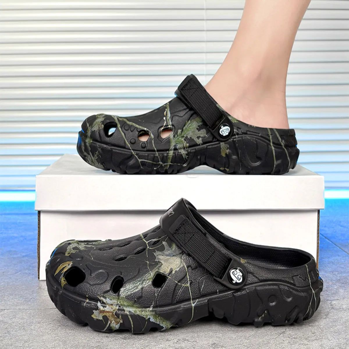 Men's Printed Platform Comfort Clogs Sandals - Tigbul's Variety Fashion Shop