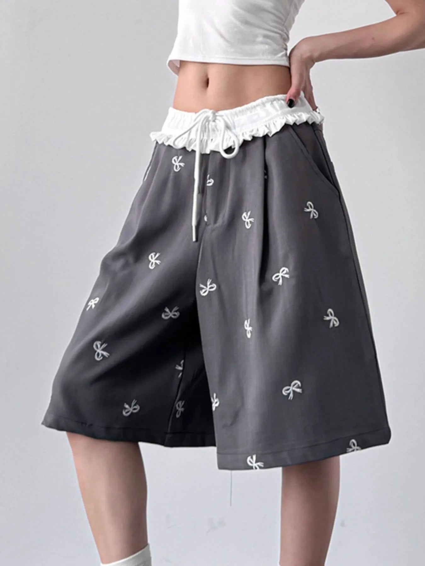 Bow Print Wide Leg Shorts with Contrast Ruffle Waistband - Tigbul's Variety Fashion Shop