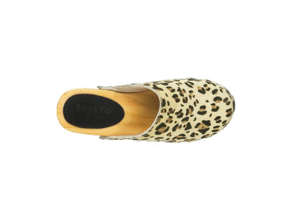 ACER FINE SUEDE PRINTED LEOPARD CLOG SLIDES - Tigbul's Variety Fashion Shop