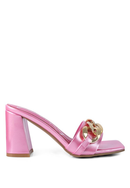 PLAYDOLL METAL CHAIN DETAIL BLOCK HEEL SANDAL - Tigbul's Variety Fashion Shop