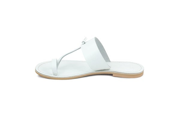 LEONA THONG FLAT SANDALS - Tigbul's Variety Fashion Shop