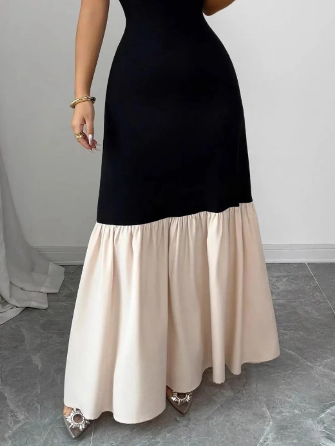Two-Tone Spaghetti Strap Maxi Dress - Tigbul's Variety Fashion Shop