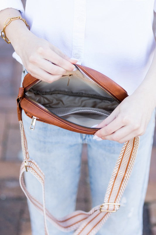 Everly Vegan Leather Camera Crossbody - Tigbul's Variety Fashion Shop