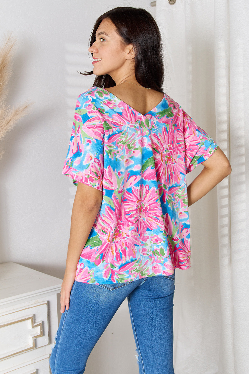 Size Large Pink Floral V-Neck Short Sleeve Blouse - Tigbul's Variety Fashion Shop