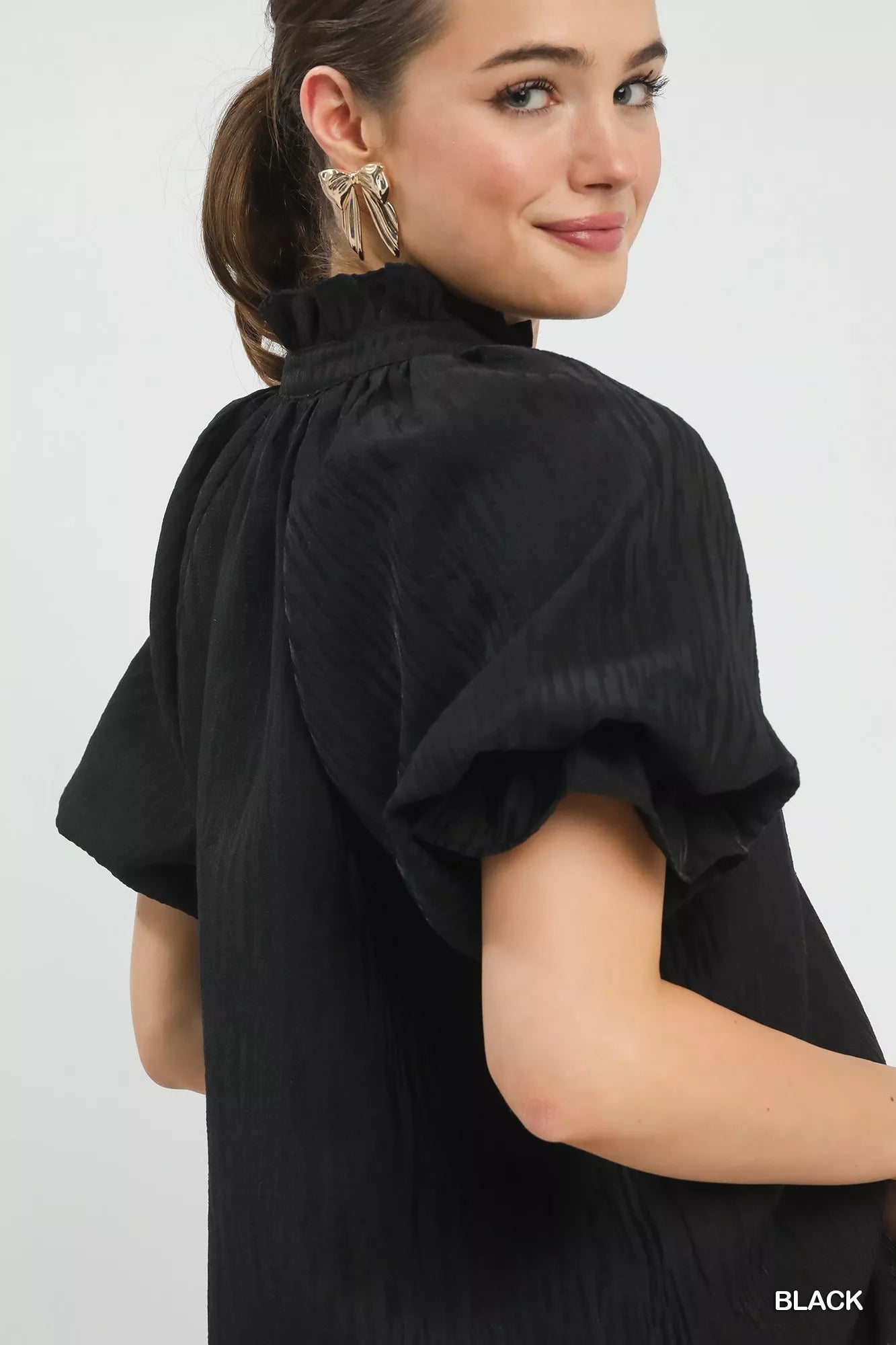 Umgee Textured Puff Sleeve Split Neck Top - Tigbul's Variety Fashion Shop