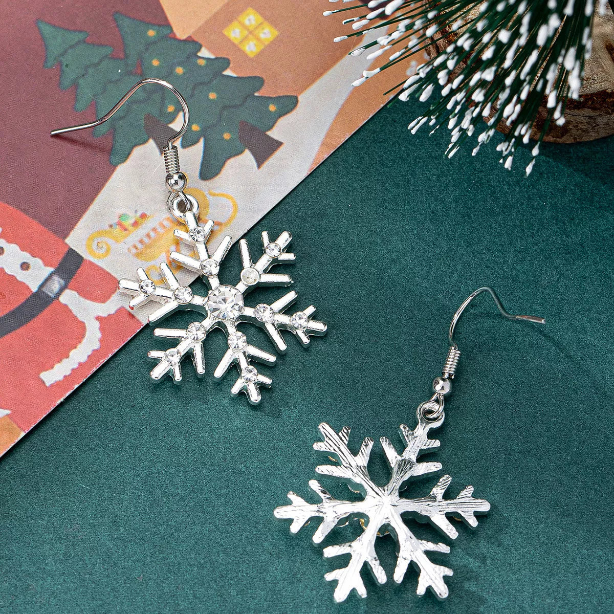 Christmas Snowflake Dangle Earrings - Tigbul's Variety Fashion Shop
