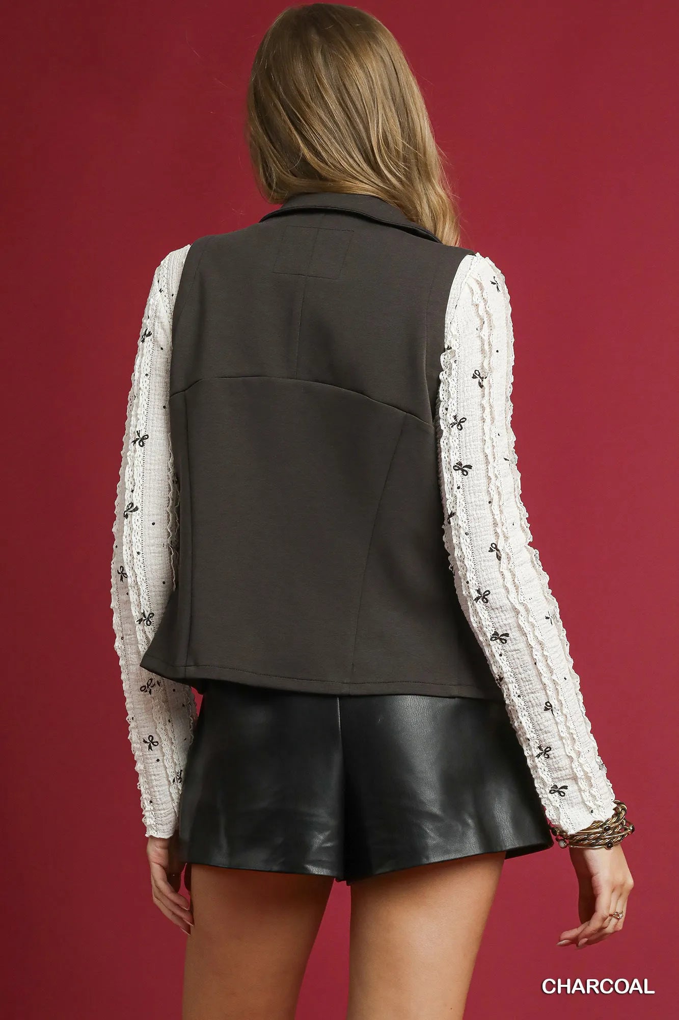 Umgee Zip-Front Fitted Vest with Pockets - Tigbul's Variety Fashion Shop