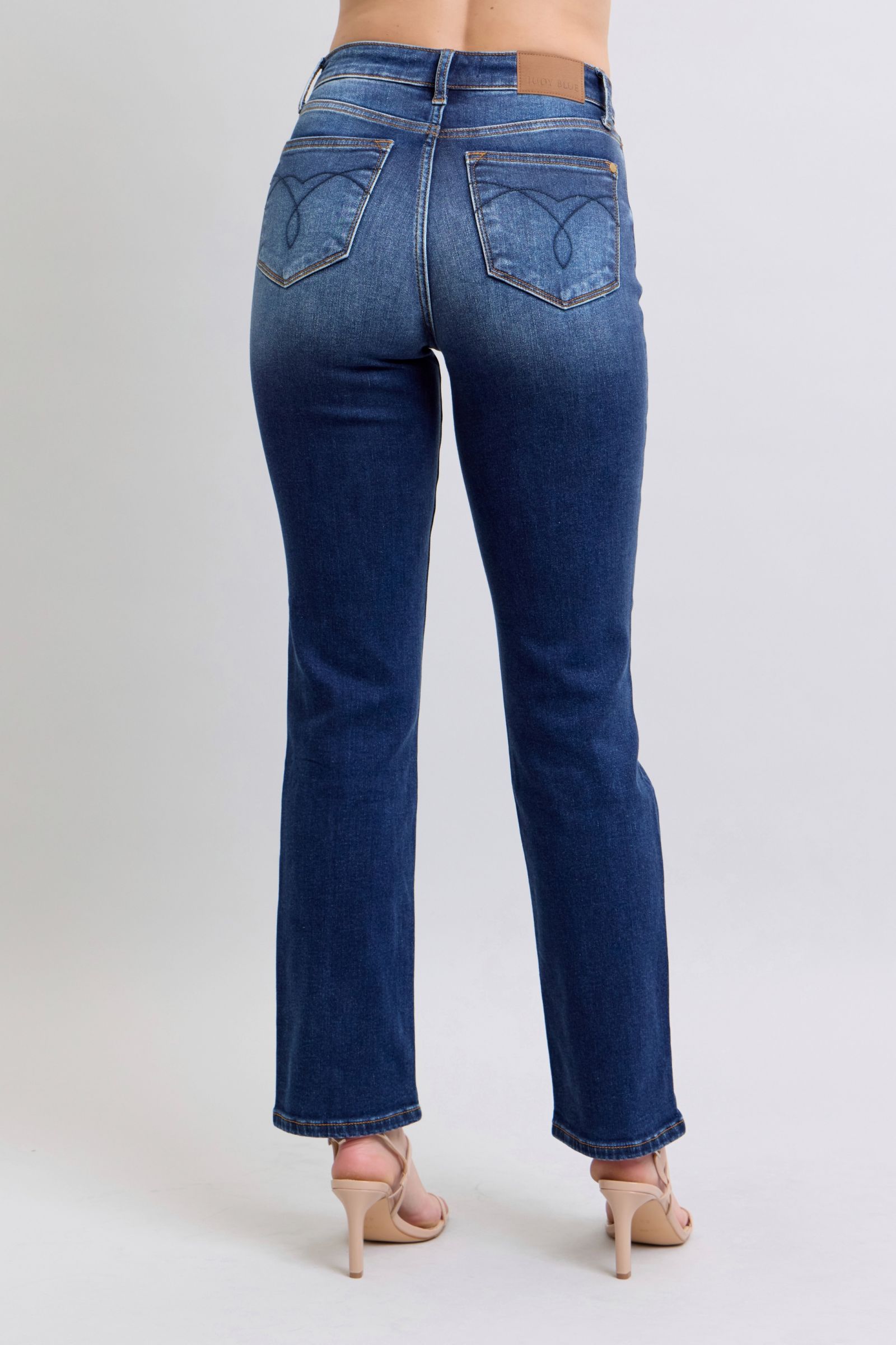 Judy Blue Full Size Washed Straight Leg Jeans with Pockets - Tigbul's Variety Fashion Shop