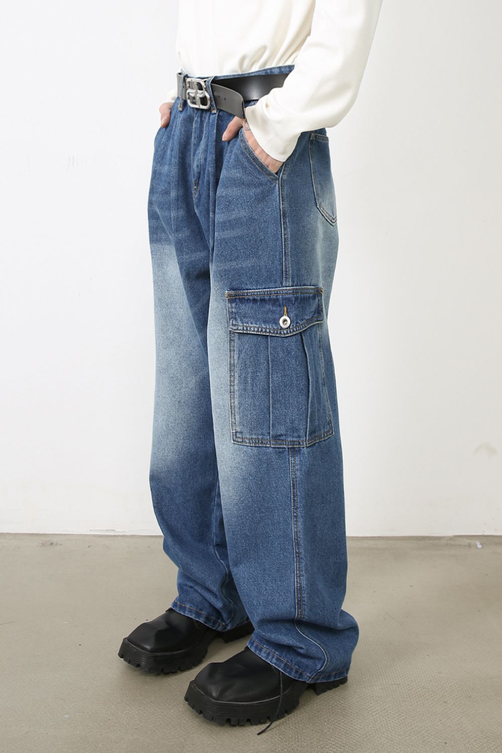 Men's Loose Fit Jeans with Pockets - Tigbul's Variety Fashion Shop