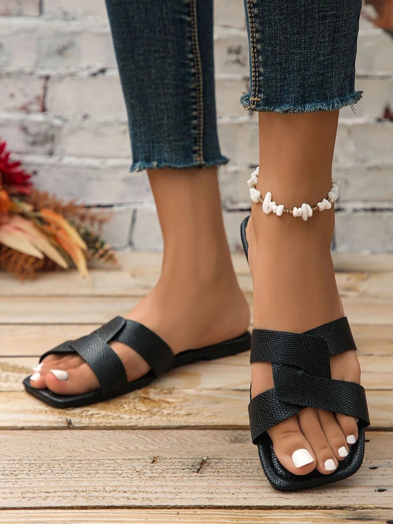 Strappy Flat Sandals - Tigbul's Variety Fashion Shop