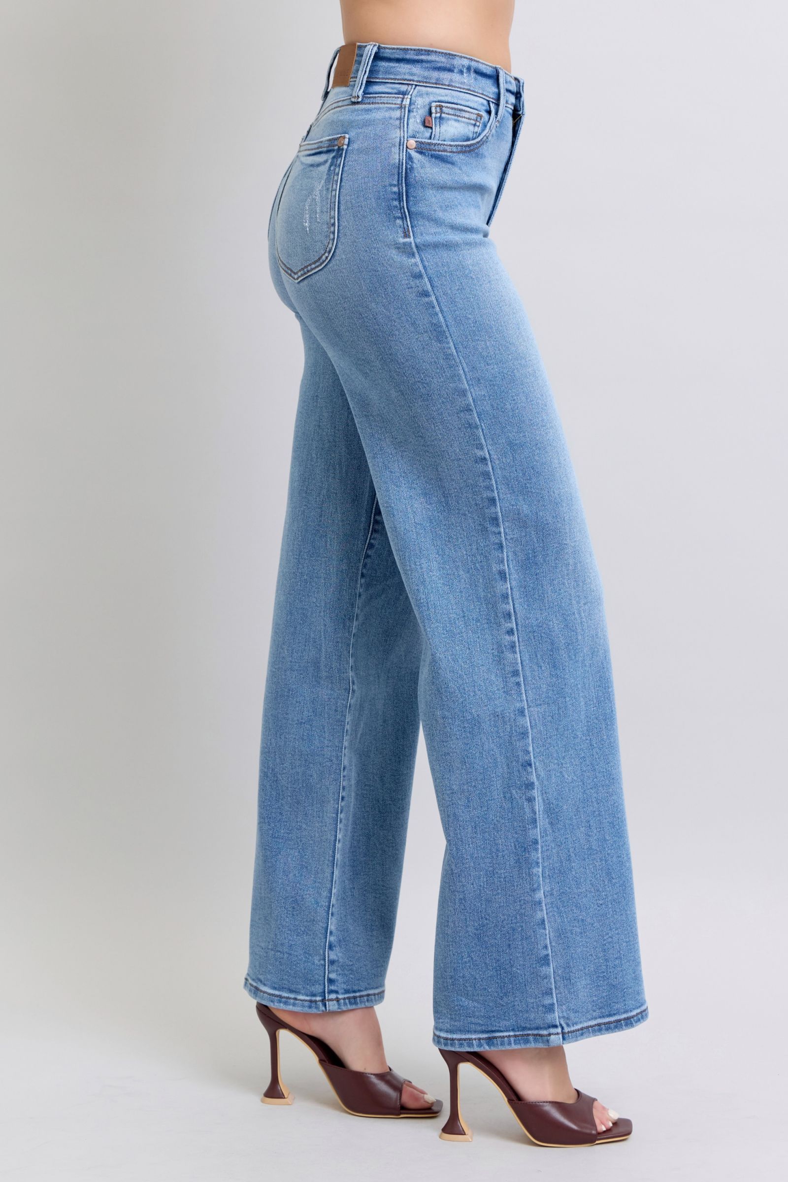 Judy Blue Full Size Wide Leg Jeans with Pockets - Tigbul's Variety Fashion Shop