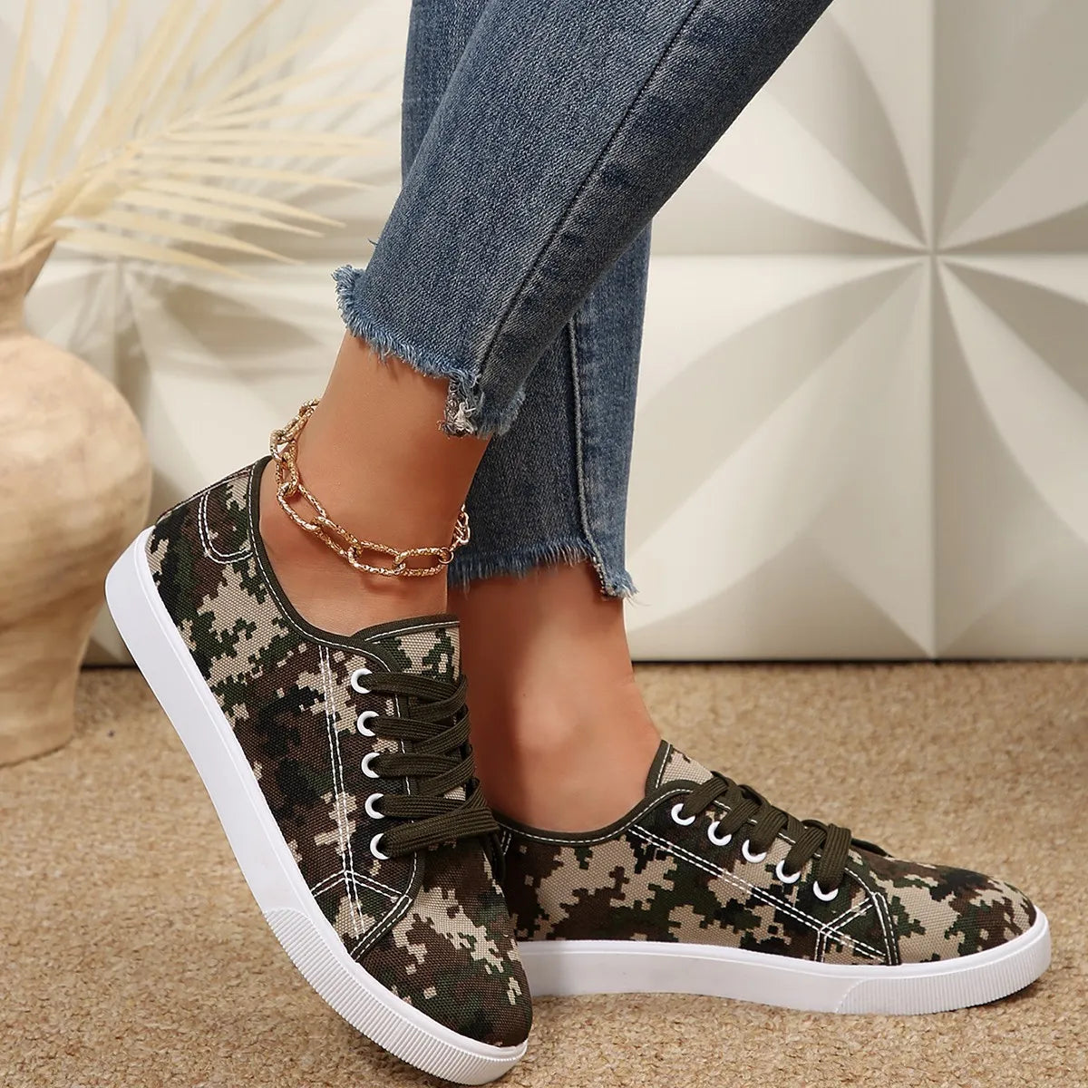 Round Toe Platform Sneakers - Tigbul's Variety Fashion Shop