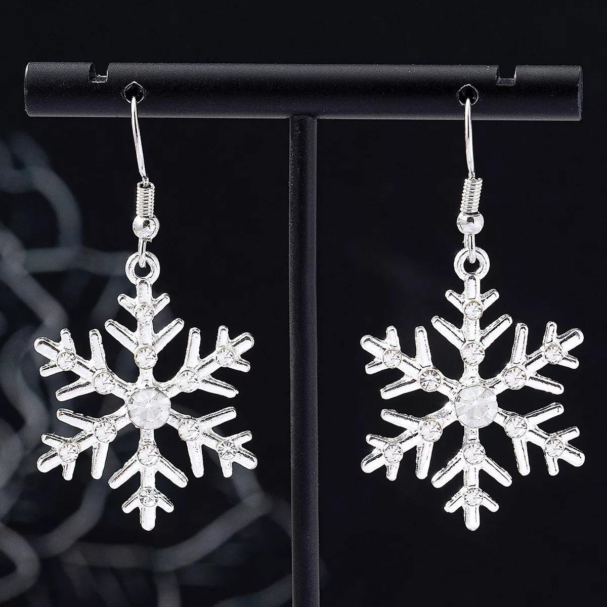 Christmas Snowflake Dangle Earrings - Tigbul's Variety Fashion Shop