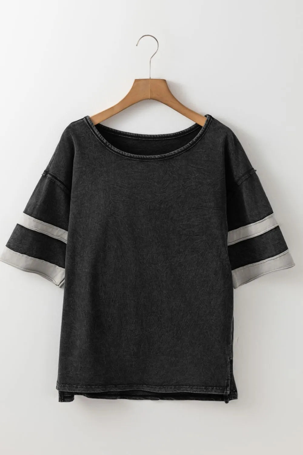 Contrast Round Neck Half Sleeve Black T-Shirt - Tigbul's Variety Fashion Shop