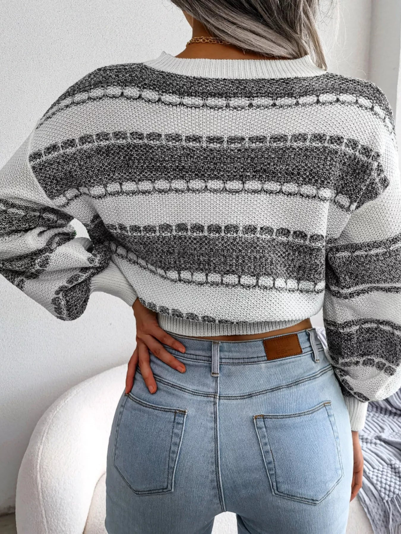 Color Block Round Neck Cropped Sweater - Tigbul's Variety Fashion Shop