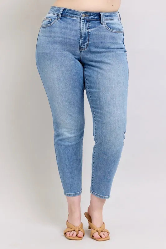 Judy Blue Full Size Mid Rise Vintage Wash Slim Jeans with Cell Phone Pocket Plus Size - Tigbul's Variety Fashion Shop