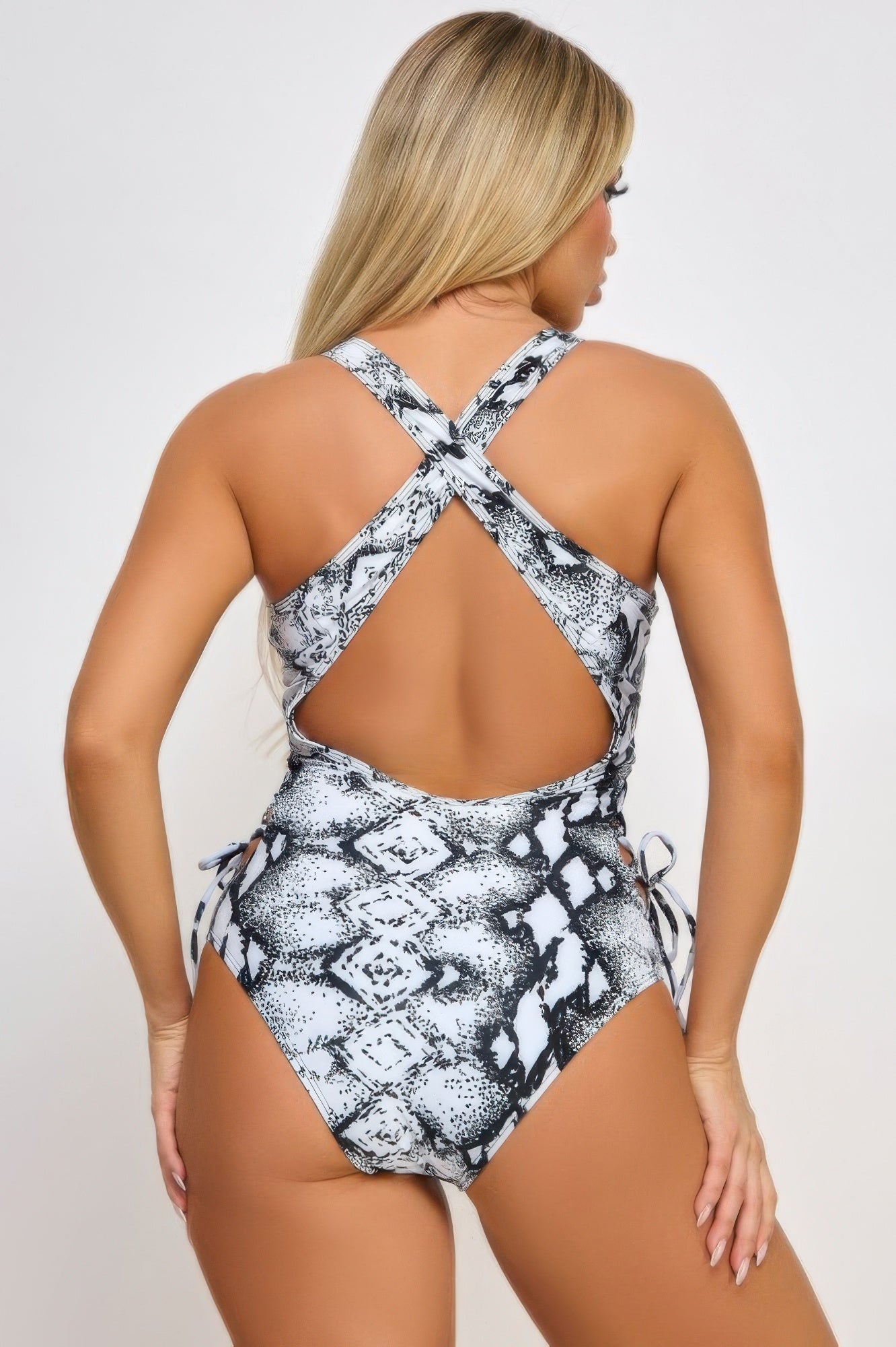 Savannah Swimsuit - Tigbul's Variety Fashion Shop