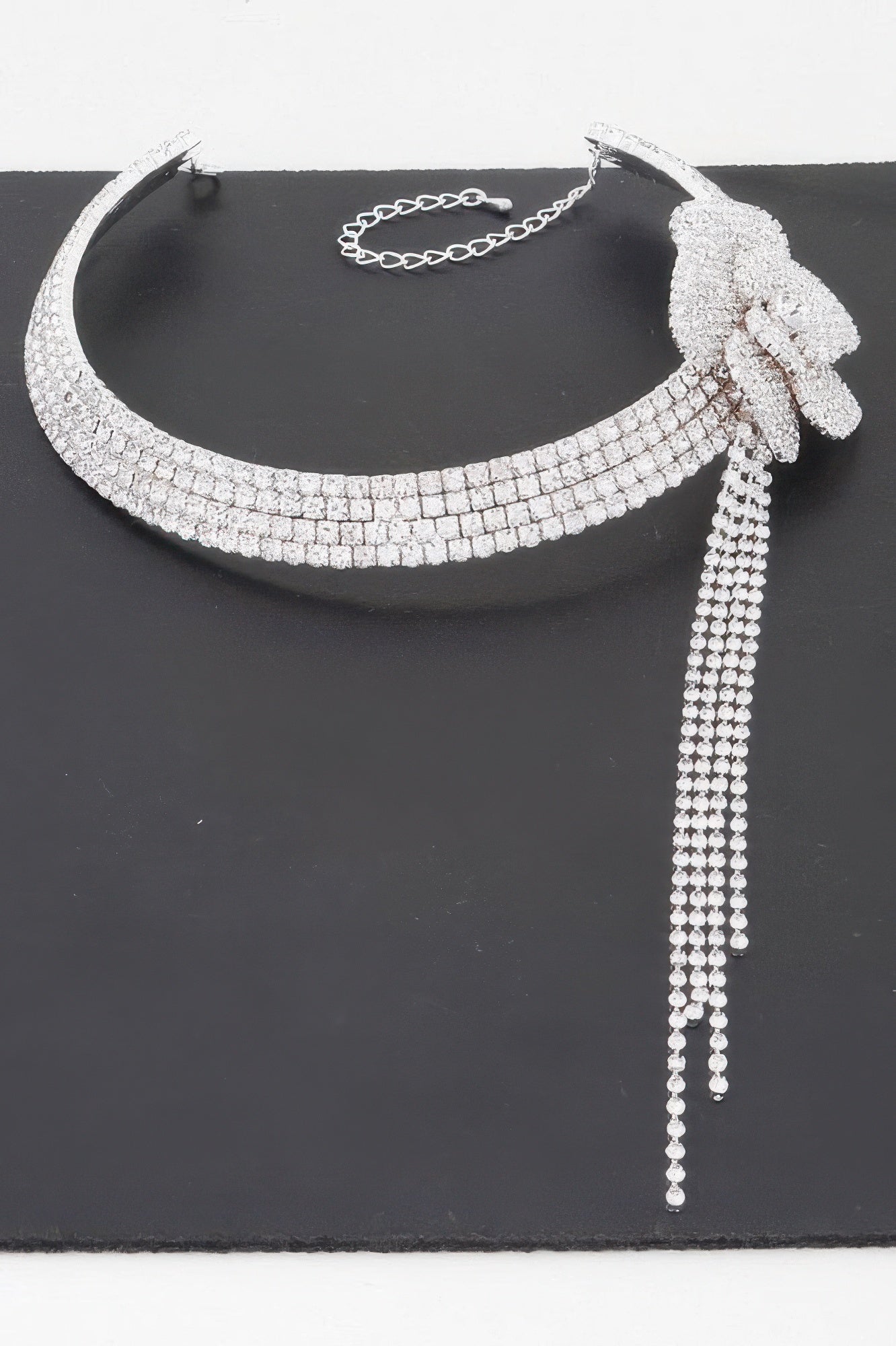 Rhinestone Flower Choker Necklace - Tigbul's Variety Fashion Shop