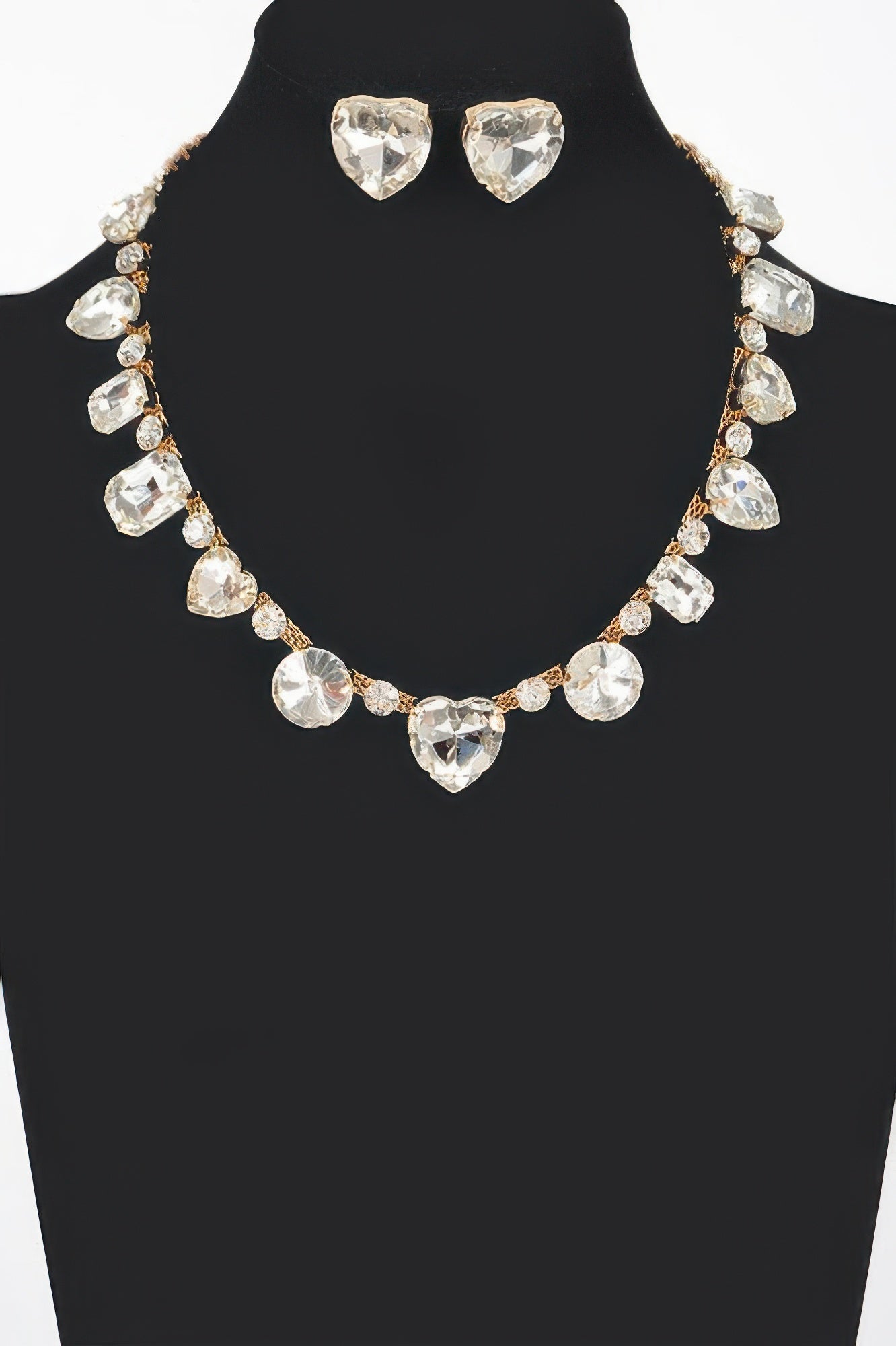 Stone Earring And Necklace Set - Tigbul's Variety Fashion Shop