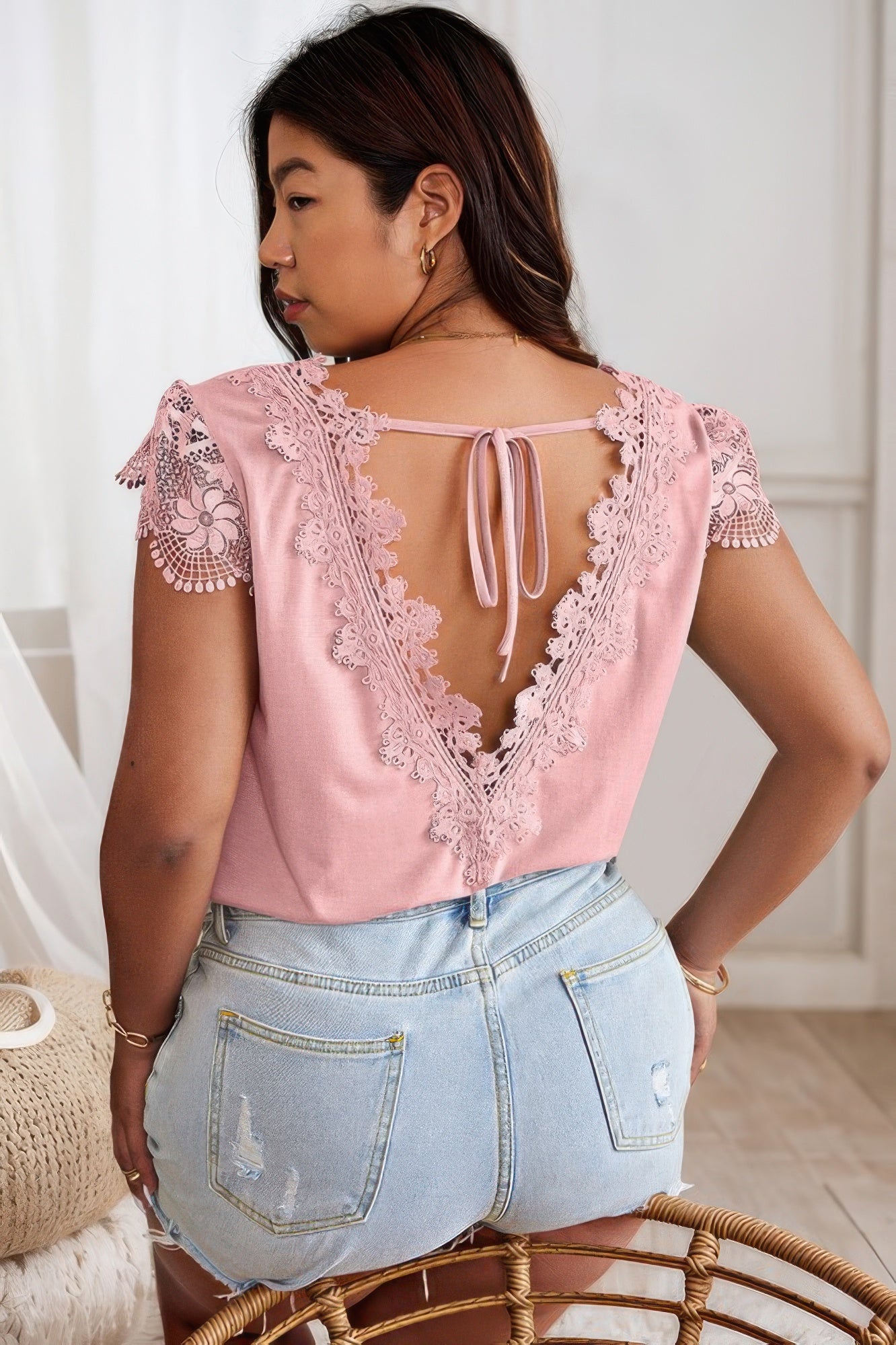 Pink V Neck Lace Splicing Back Bowknot T Shirt - Tigbul's Variety Fashion Shop