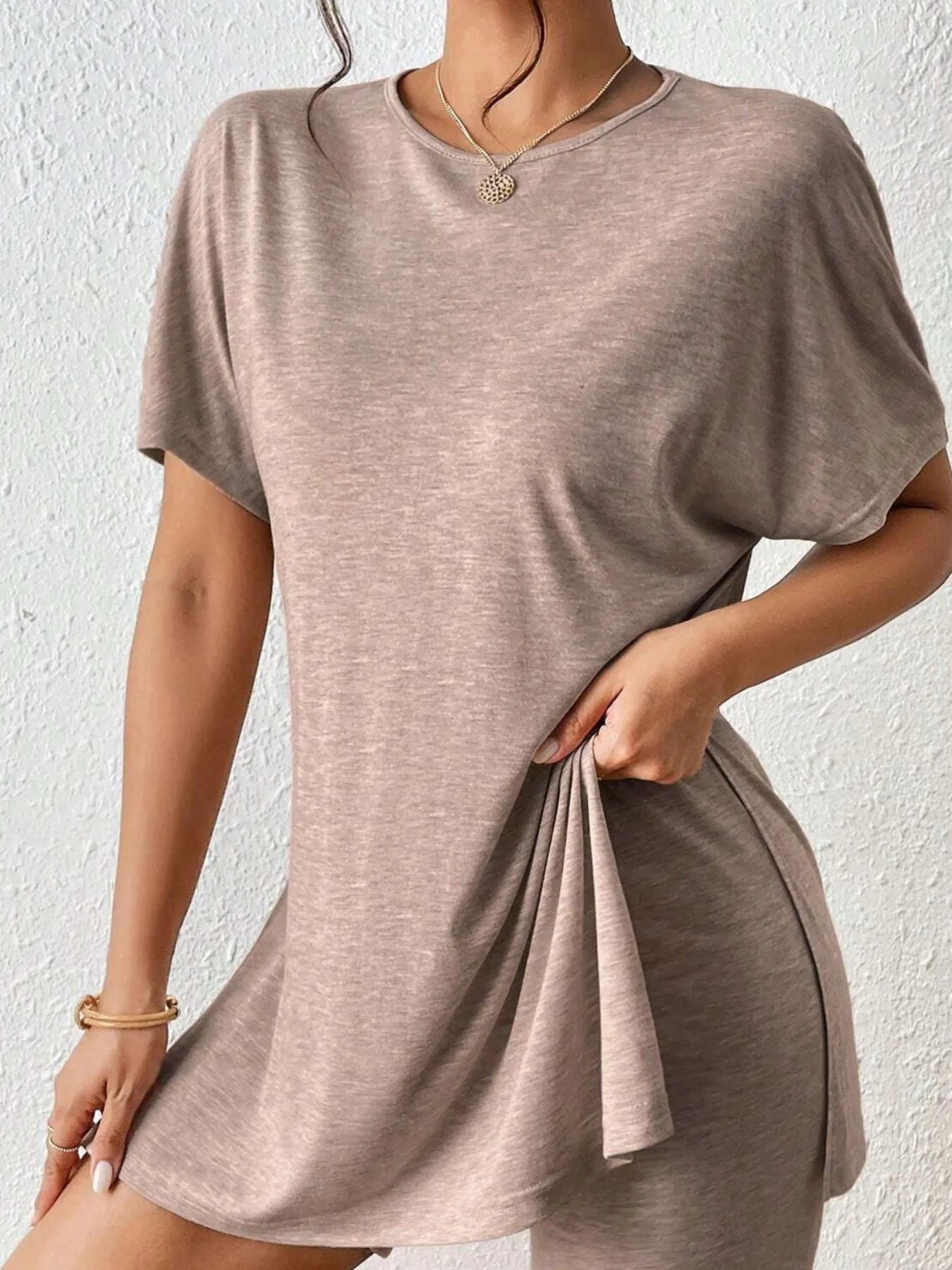 Casual Round Neck T-Shirt and Shorts Set - Tigbul's Variety Fashion Shop