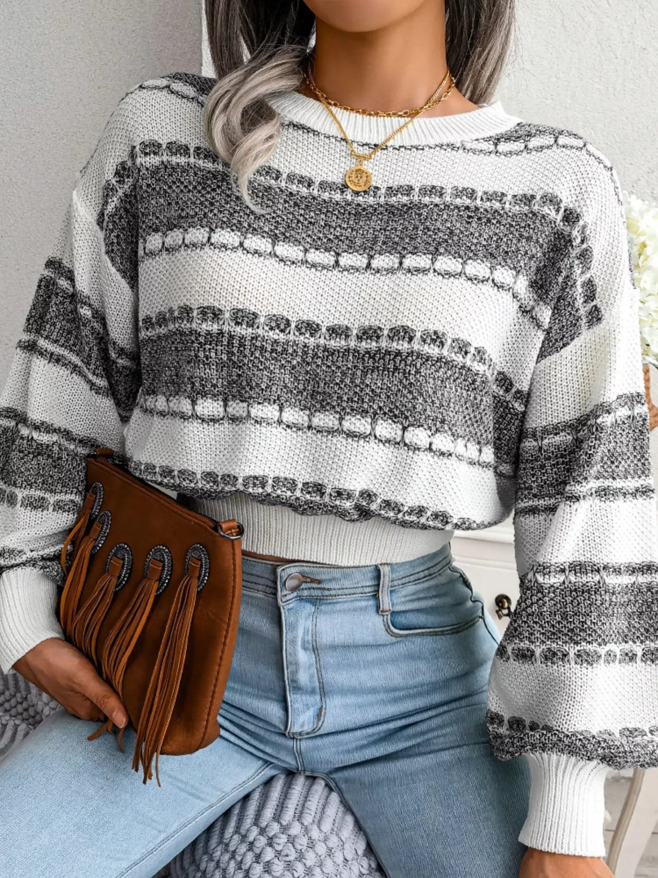 Color Block Round Neck Cropped Sweater - Tigbul's Variety Fashion Shop