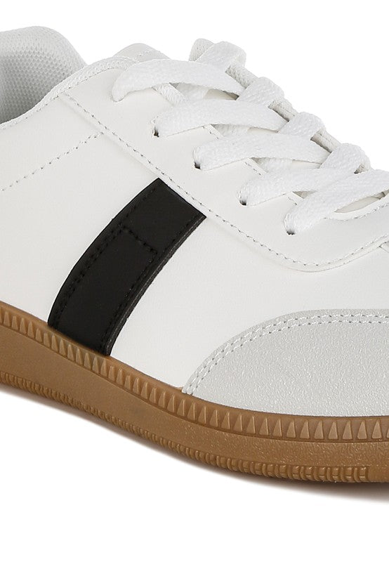 Crossover Classic Lace-Up Flatform Sneaker - Tigbul's Variety Fashion Shop