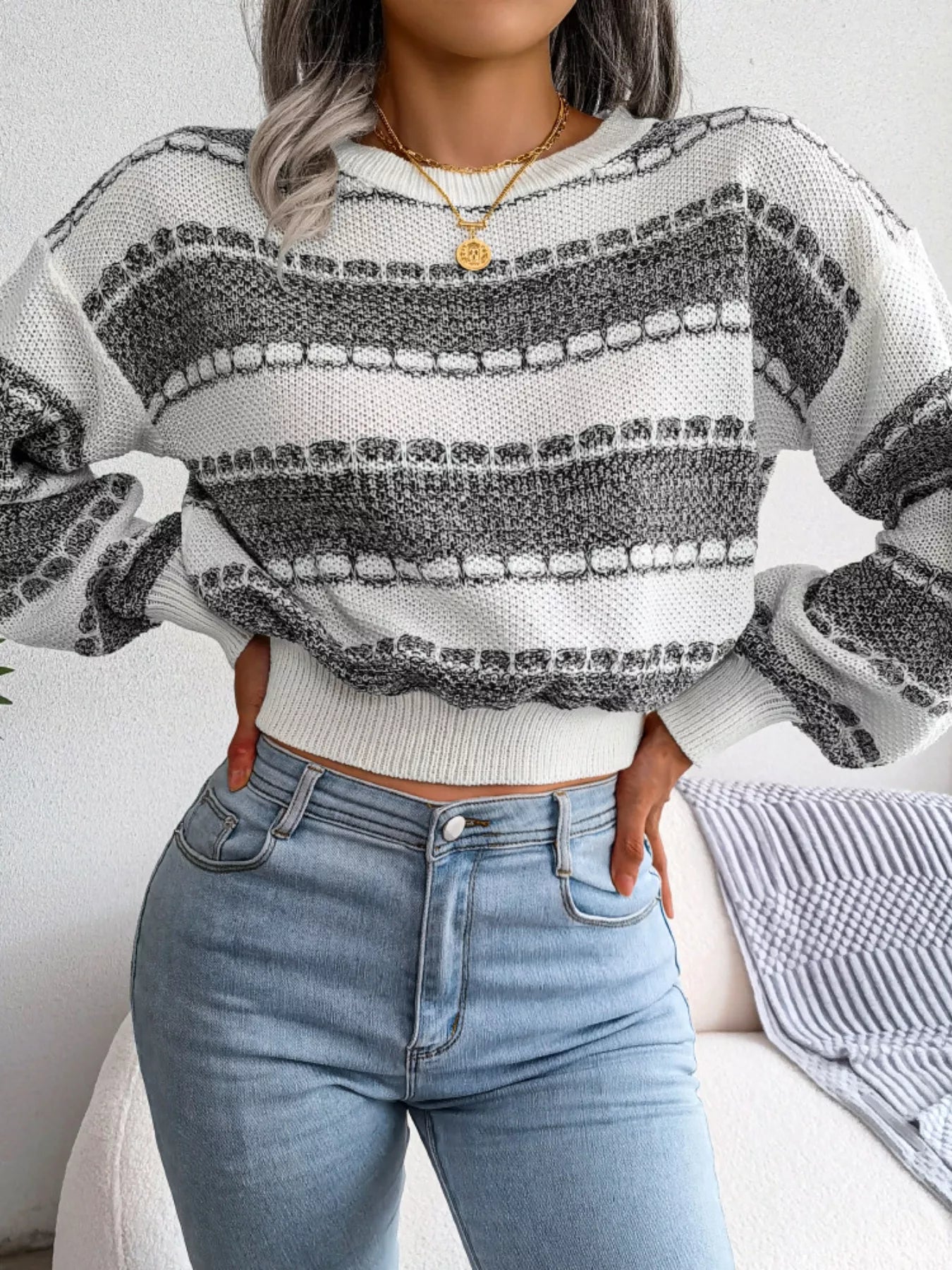 Color Block Round Neck Cropped Sweater - Tigbul's Variety Fashion Shop