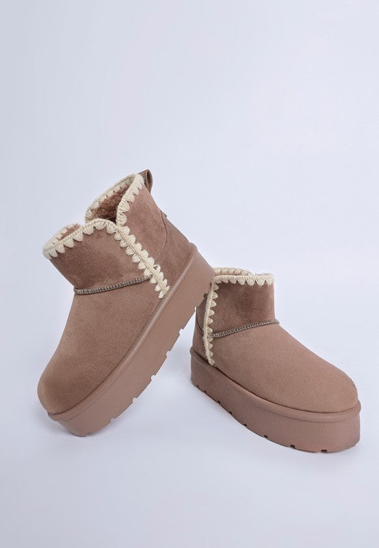 Rochas Scalloped Detail Snow Boots - Tigbul's Variety Fashion Shop
