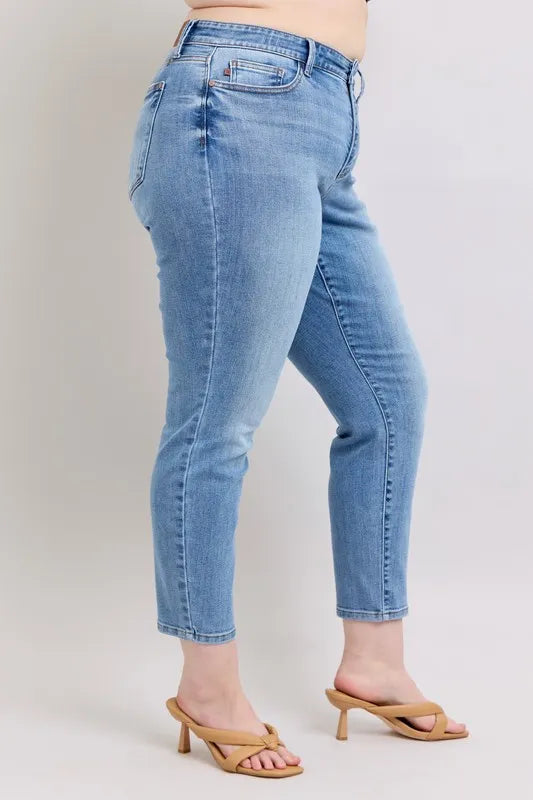 Judy Blue Full Size Mid Rise Vintage Wash Slim Jeans with Cell Phone Pocket Plus Size - Tigbul's Variety Fashion Shop