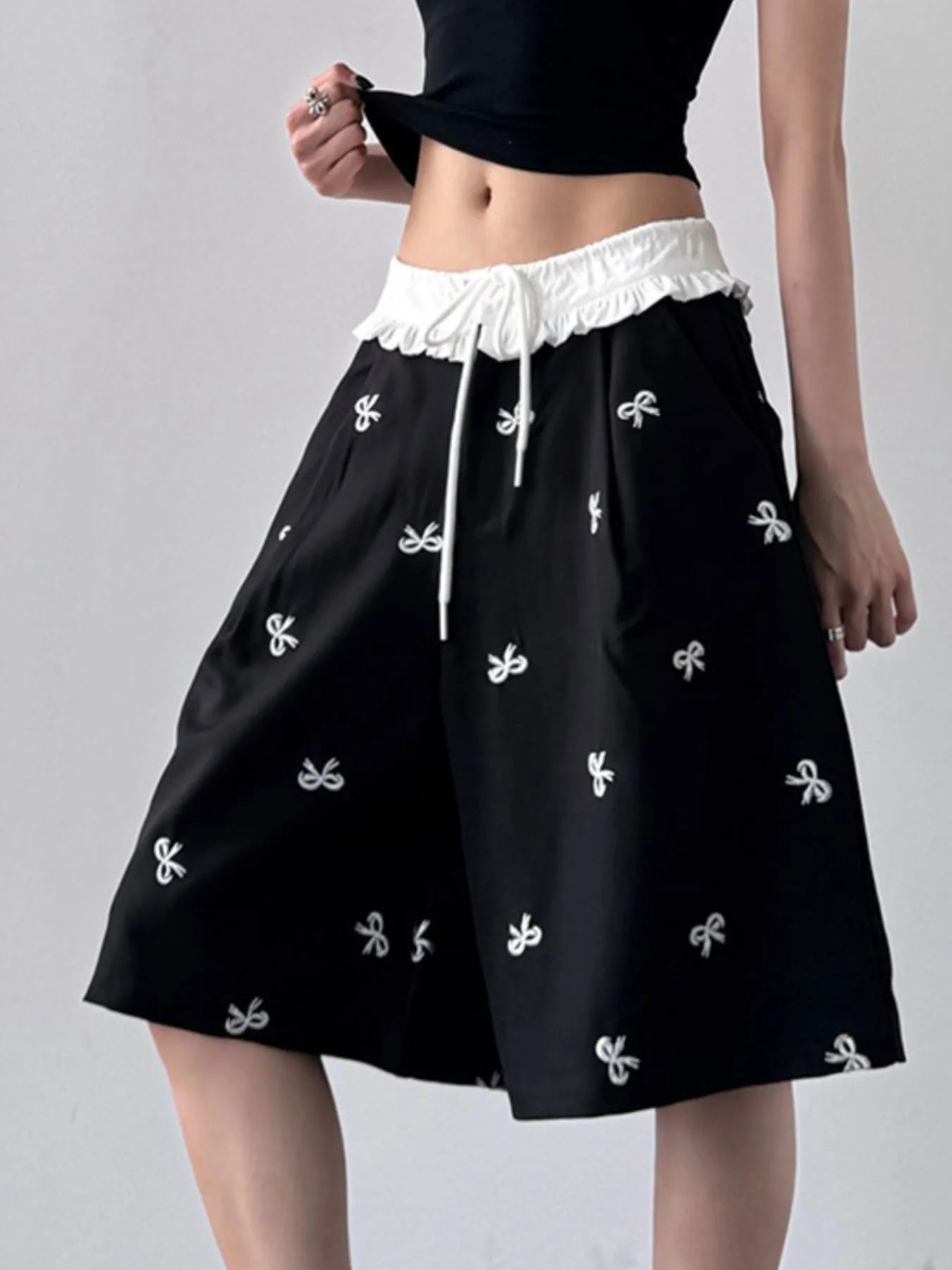 Bow Print Wide Leg Shorts with Contrast Ruffle Waistband - Tigbul's Variety Fashion Shop