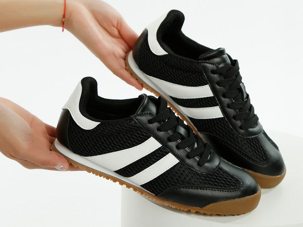 Blaster Casual Striped Lace-Up Sneakers - Tigbul's Variety Fashion Shop