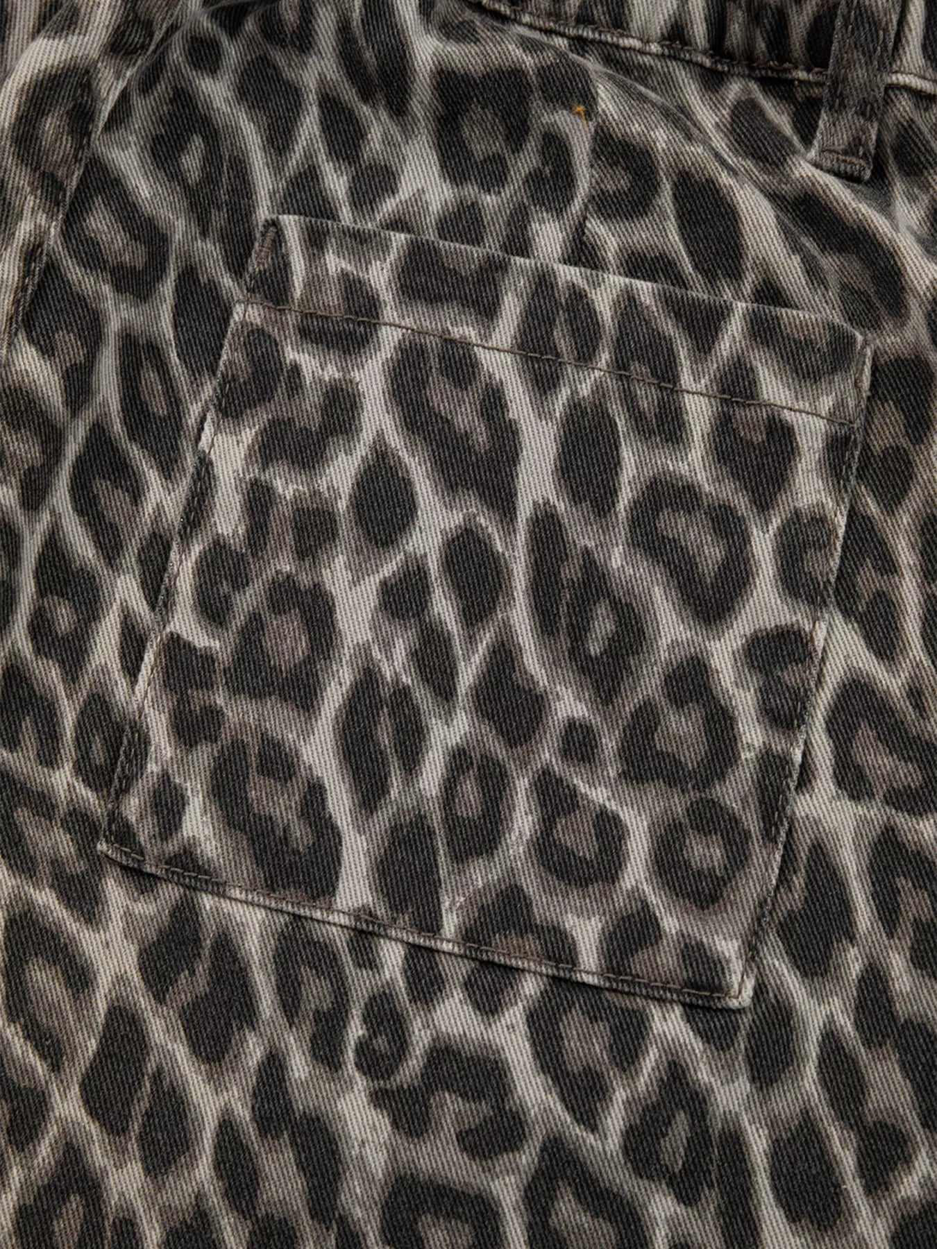 Leopard Straight Loose Leg Jeans - Tigbul's Variety Fashion Shop
