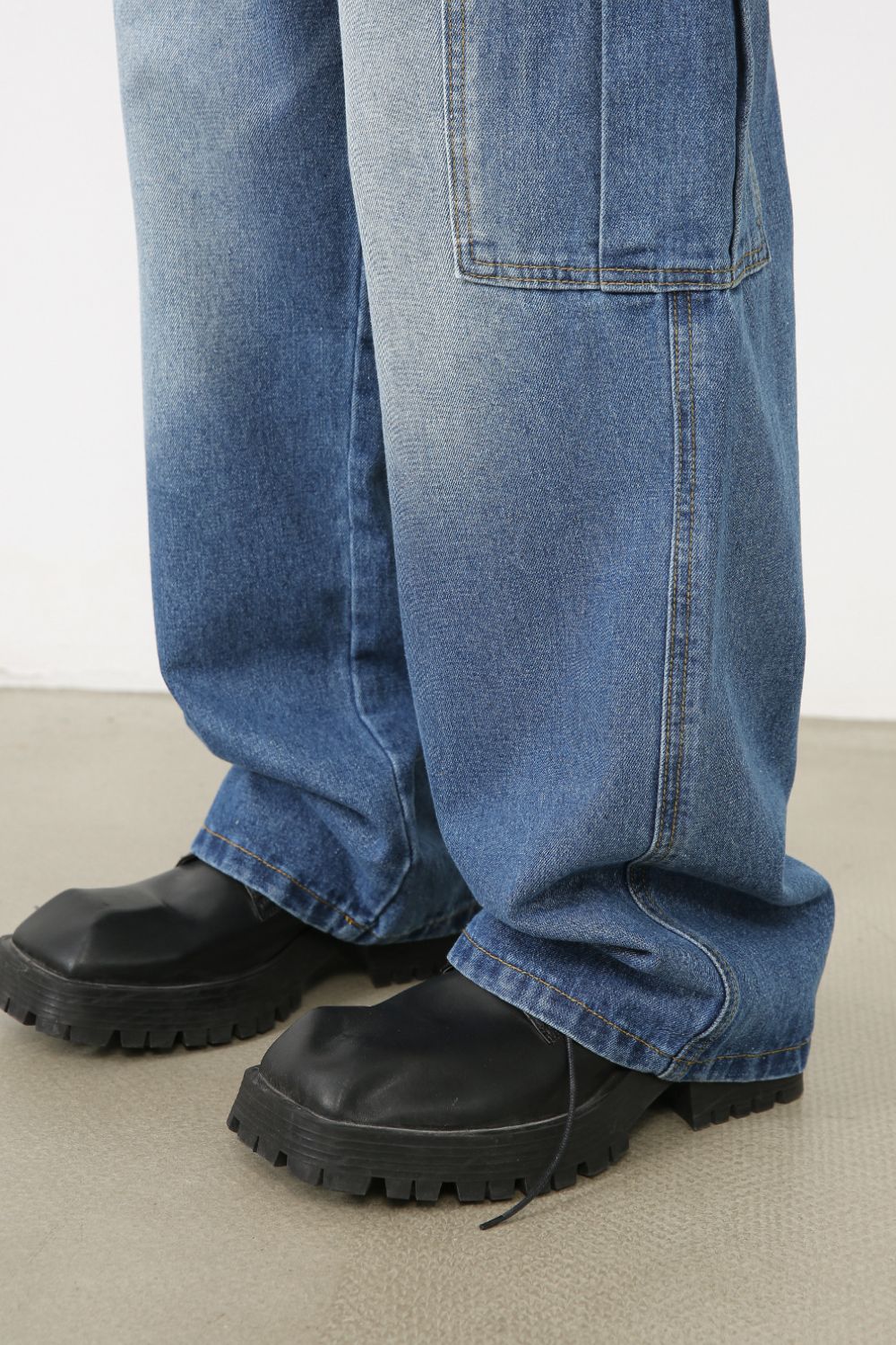 Men's Loose Fit Jeans with Pockets - Tigbul's Variety Fashion Shop
