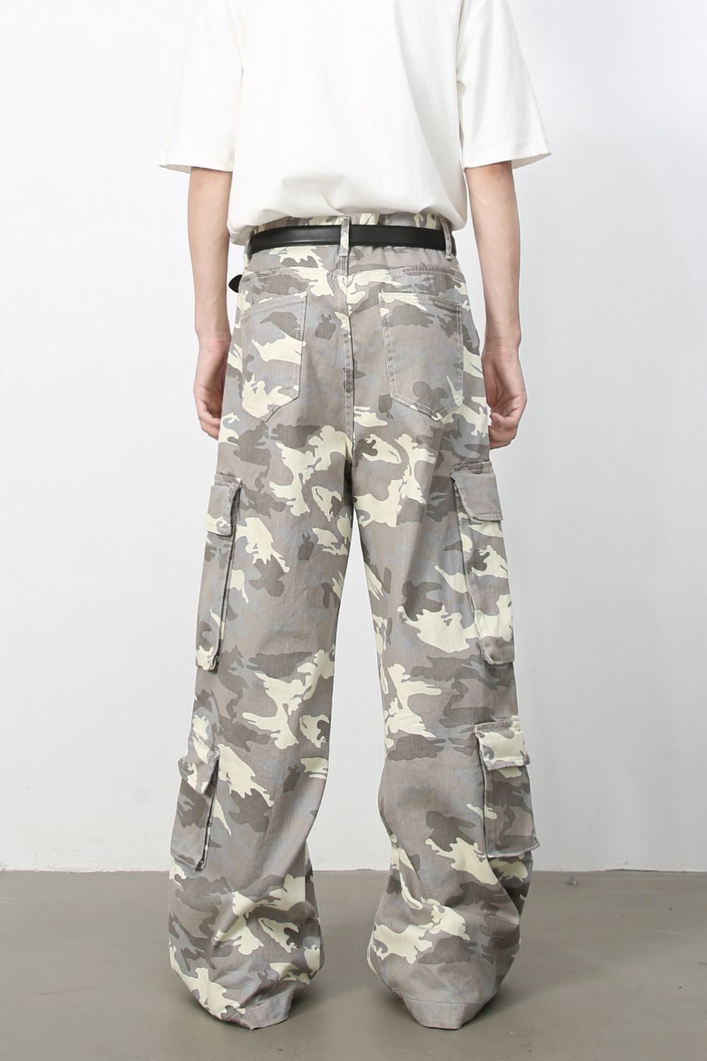 Men's Camouflage Wide Leg Cargo Jeans - Tigbul's Variety Fashion Shop