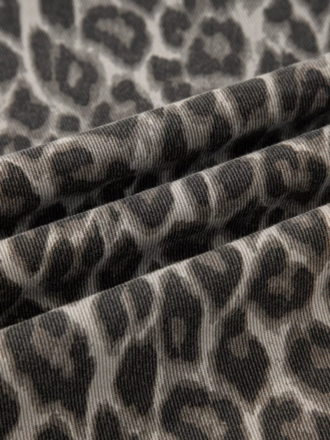 Leopard Straight Loose Leg Jeans - Tigbul's Variety Fashion Shop