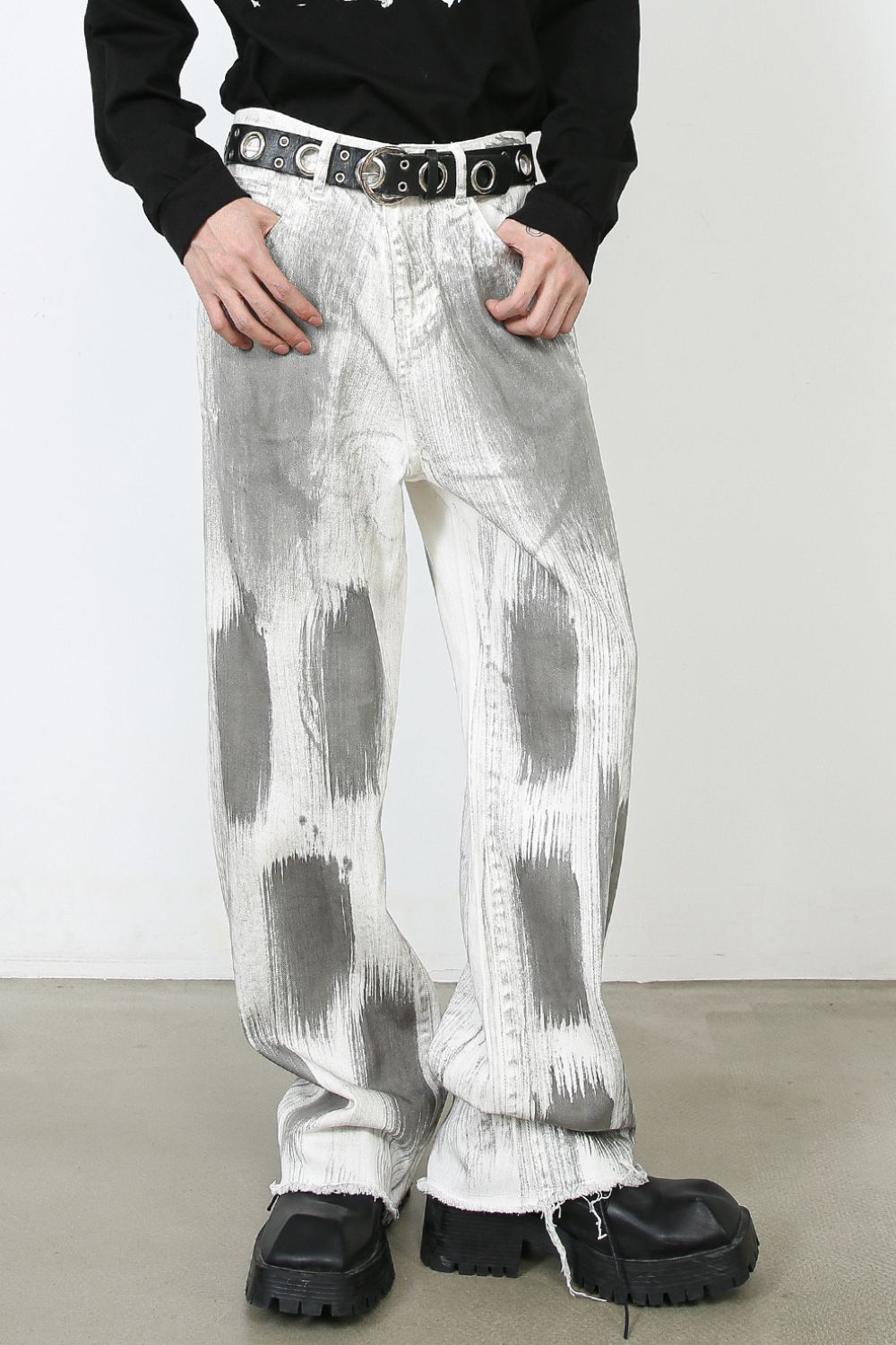 Men's Contrast Loose Jeans - Tigbul's Variety Fashion Shop