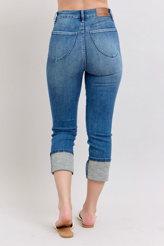 Judy Blue Full Size Skinny Cuff Capris Jeans with Pockets Plus Size - Tigbul's Variety Fashion Shop