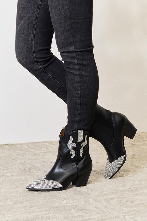 Rhinestone Black Pointed Boots | Tigbuls Variety Fashion