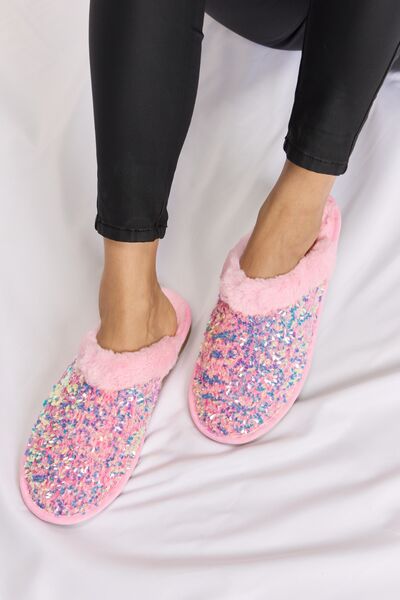 Pink Sequin Plush Round Toe Slippers - Tigbul's Variety Fashion Shop