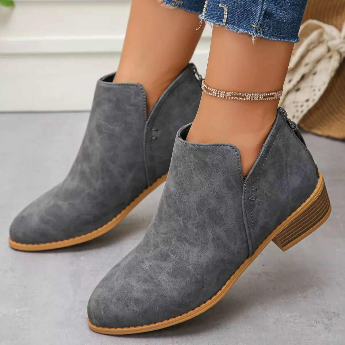 Women's Point Toe Block Heels Boots - Tigbul's Variety Fashion Shop