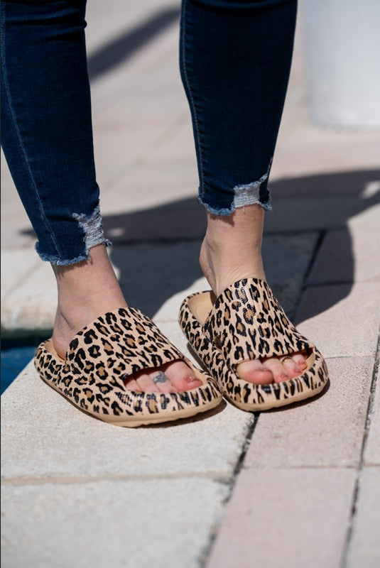 Brown Leopard Insanely Comfy Slides - Tigbuls Variety Fashion