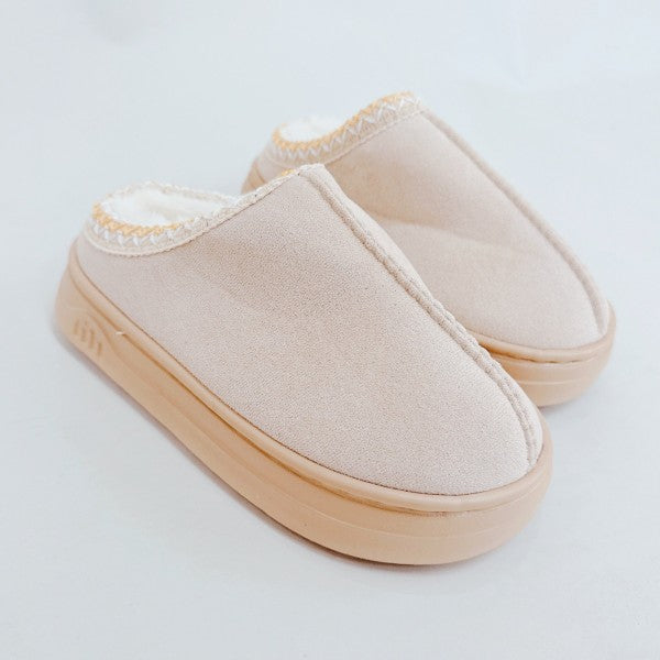 Cozy Cloud Slippers – Soft Lined Winter Comfort - Tigbul's Variety Fashion Shop