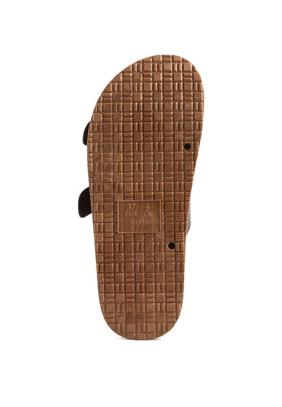 Suela de la sandalia MINATA con dibujo antideslizante y marcas de talla, marrón