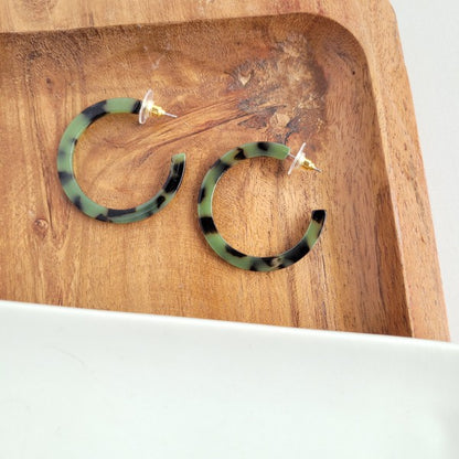 Camy Earrings - Olive Tortoise - Tigbul's Variety Fashion Shop
