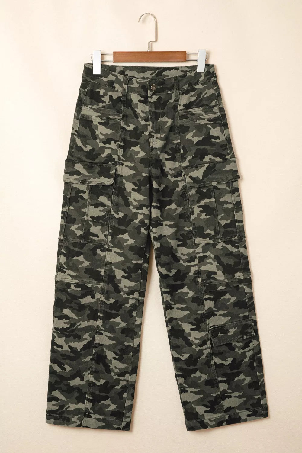 Camouflage Print Multi Pocketed Women's Denim Pants | Tigbuls