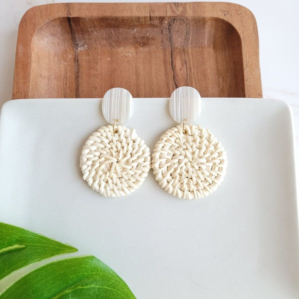 Dominica Earrings - Light Rattan Seashell - Tigbul's Variety Fashion Shop