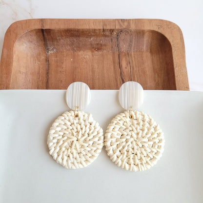 Dominica Earrings - Light Rattan Seashell - Tigbul's Variety Fashion Shop