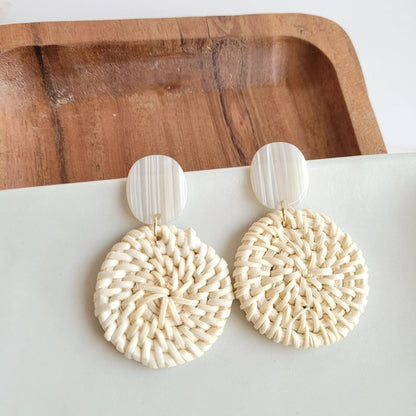 Dominica Earrings - Light Rattan Seashell - Tigbul's Variety Fashion Shop